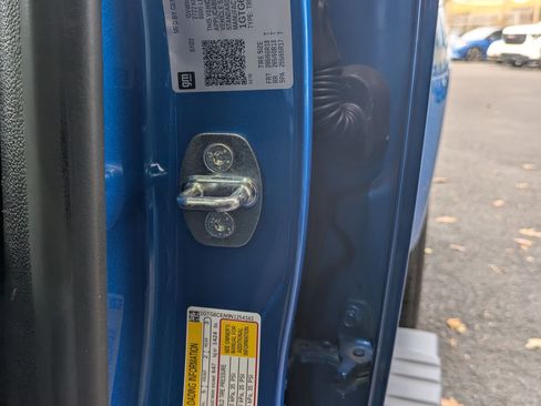 Used 2022 GMC Canyon Elevation w/ Elevation Premium Package image 22