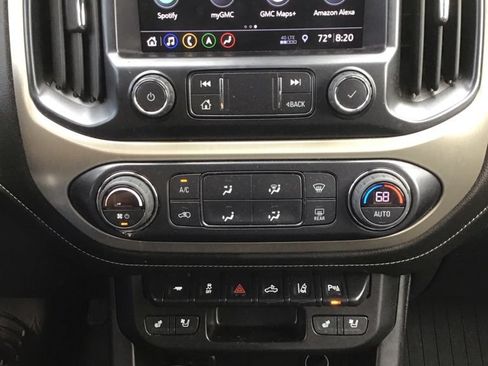 Used 2022 GMC Canyon Denali AWD/4WD image 12