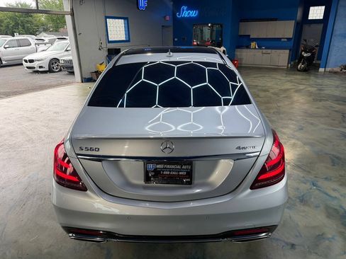 Used 2019 Mercedes-Benz S 560 4MATIC Sedan w/ AMG Line Exterior image 9