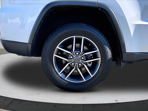 Certified 2021 Jeep Grand Cherokee Limited w/ Luxury Group II AWD/4WD image 36