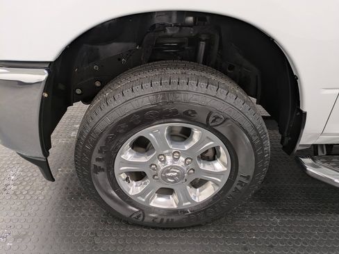 Used 2024 RAM 2500 Big Horn w/ Bed Utility Group image 7