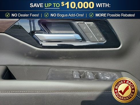 New 2026 Chevrolet Tahoe Premier w/ Sun And Tow Package AWD/4WD image 17