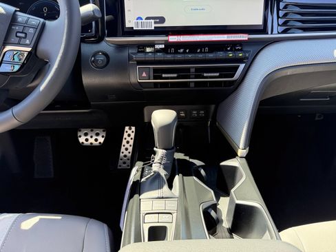 Certified 2026 Toyota Camry SE w/ Multimedia Upgrade Package FWD image 11
