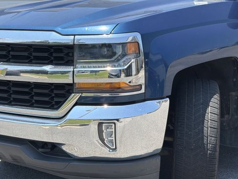 Used 2017 Chevrolet Silverado 1500 LT w/ All Star Edition AWD/4WD image 8