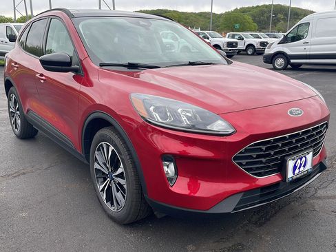 Used 2022 Ford Escape SEL w/ SEL Stealth AWD Package image 7