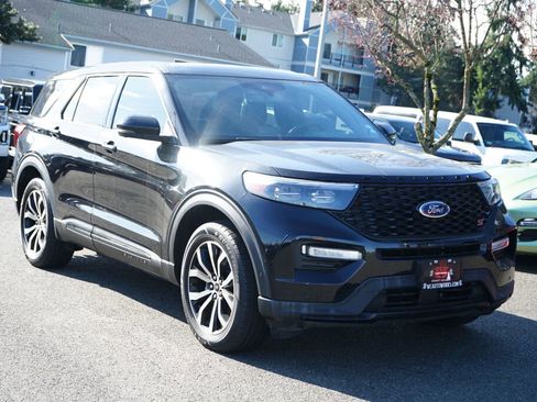 Used 2021 Ford Explorer ST w/ Equipment Group 401A image 7