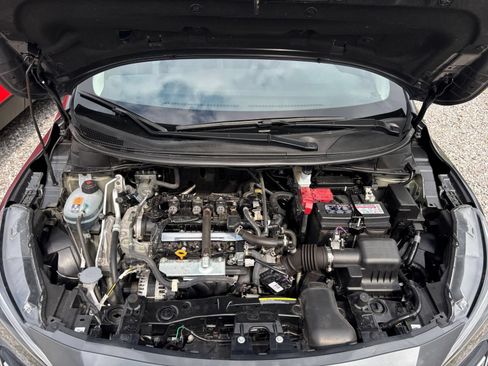 Used 2025 Nissan Versa SV FWD image 29