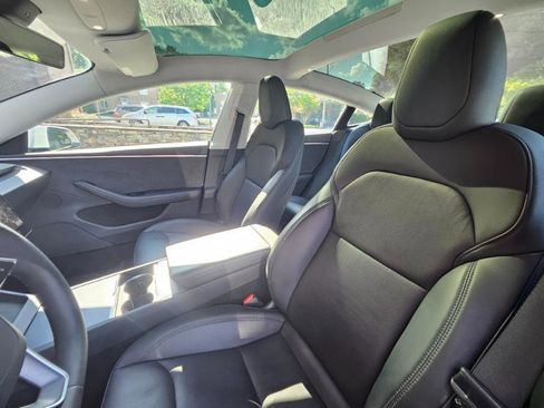 Used 2024 Tesla Model 3 Long Range AWD/4WD image 39