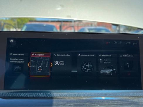Used 2018 BMW 330e RWD image 23