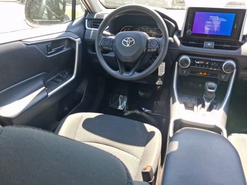 Used 2024 Toyota RAV4 LE image 8