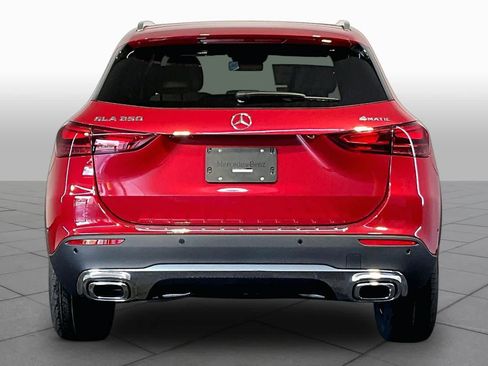 New 2026 Mercedes-Benz GLA 250 4MATIC image 4