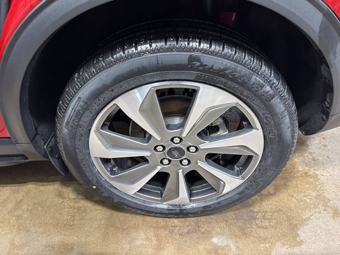 Certified 2024 Ford Escape Platinum image 22