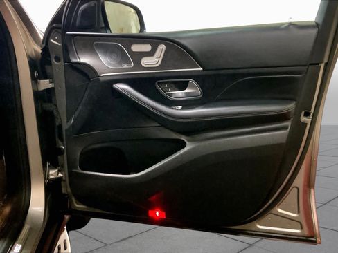 Used 2020 Mercedes-Benz GLE 350 4MATIC image 23