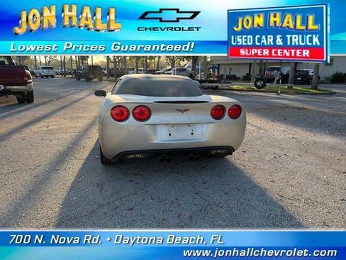 Used 2008 Chevrolet Corvette Coupe w/ Preferred Equipment Group image 8