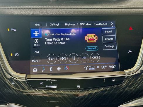 Used 2022 Cadillac XT6 Premium Luxury image 14