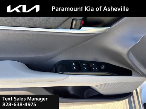 Used 2019 Toyota Camry SE w/ Audio Package image 24