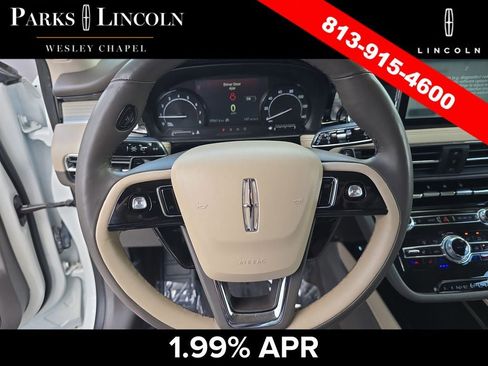 Used 2022 Lincoln Corsair FWD w/ Premium Package image 30