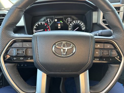Used 2023 Toyota Tundra Limited w/ Power Package image 28