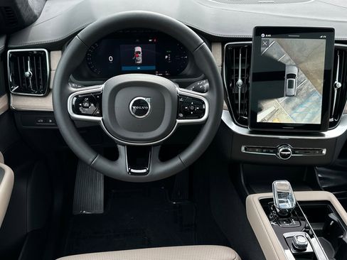 New 2026 Volvo XC90 T8 Ultra w/ Lounge Package AWD/4WD image 12
