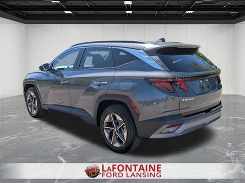 Used 2025 Hyundai Tucson SEL AWD/4WD image 3