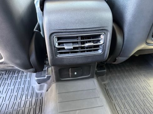 Used 2021 Lincoln Corsair AWD w/ Equipment Group 101A image 16