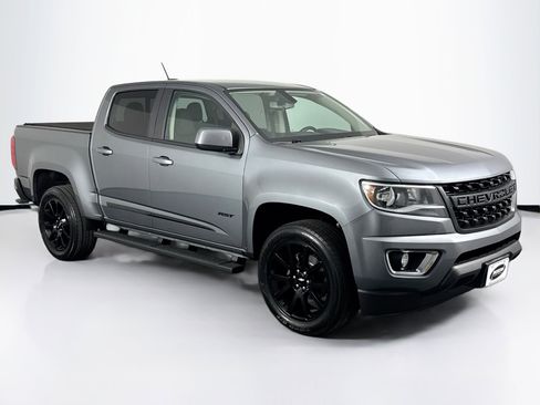 Used 2019 Chevrolet Colorado LT w/ Colorado RST Special Edition RWD image 2