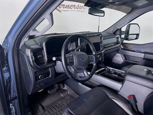 Used 2023 Ford F250 Lariat w/ Sport Appearance Package image 30