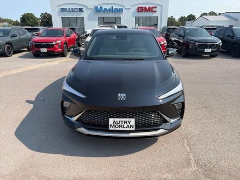 New 2026 Buick Envista Avenir FWD image 9