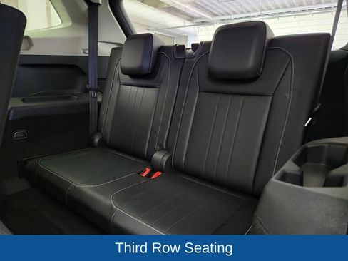 Used 2022 Volkswagen Tiguan SE FWD image 24