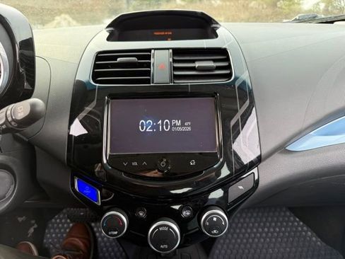 Used 2015 Chevrolet Spark LT image 10
