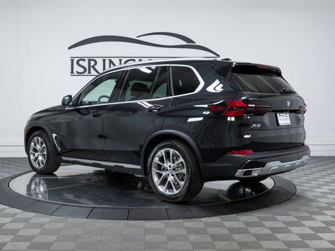 Used 2026 BMW X5 xDrive50e w/ Climate Comfort Package AWD/4WD image 7