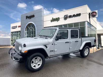 Used 2023 Jeep Gladiator Sport