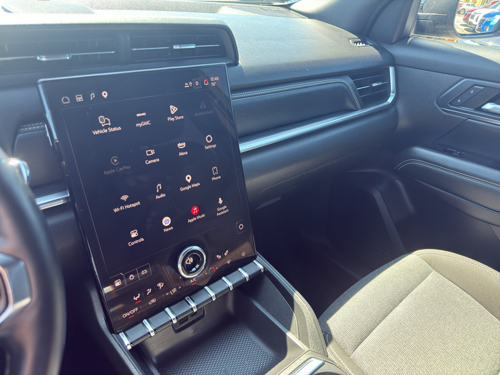 Certified 2025 GMC Terrain Elevation AWD/4WD image 22