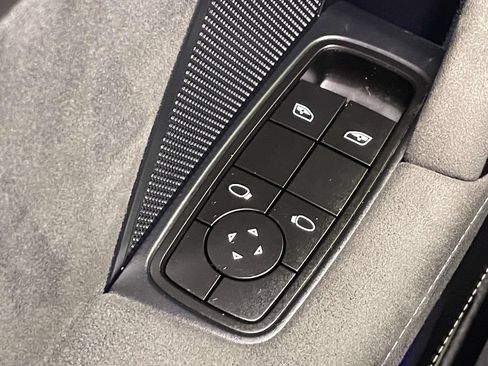 Certified 2024 Porsche 911 GT3 RWD image 32