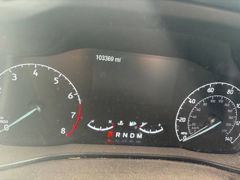 Used 2020 Ford Transit Connect XLT FWD image 13