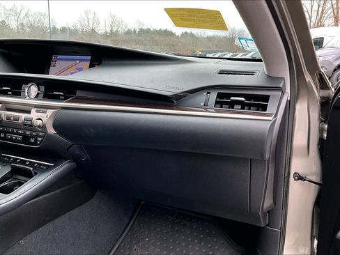 Used 2018 Lexus ES 350 image 18
