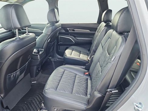 Used 2023 Kia Telluride SX Prestige X-Line image 37