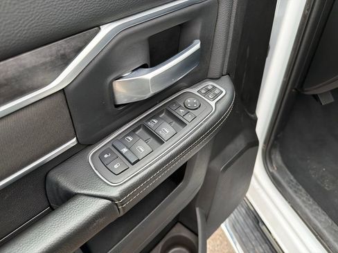 Used 2024 RAM 3500 Big Horn AWD/4WD image 13