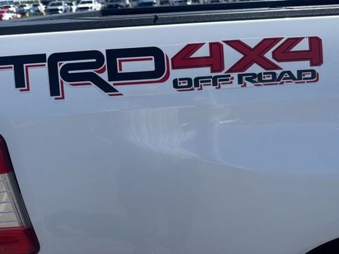 Used 2018 Toyota Tundra SR5 w/ TRD Off Road Package image 7
