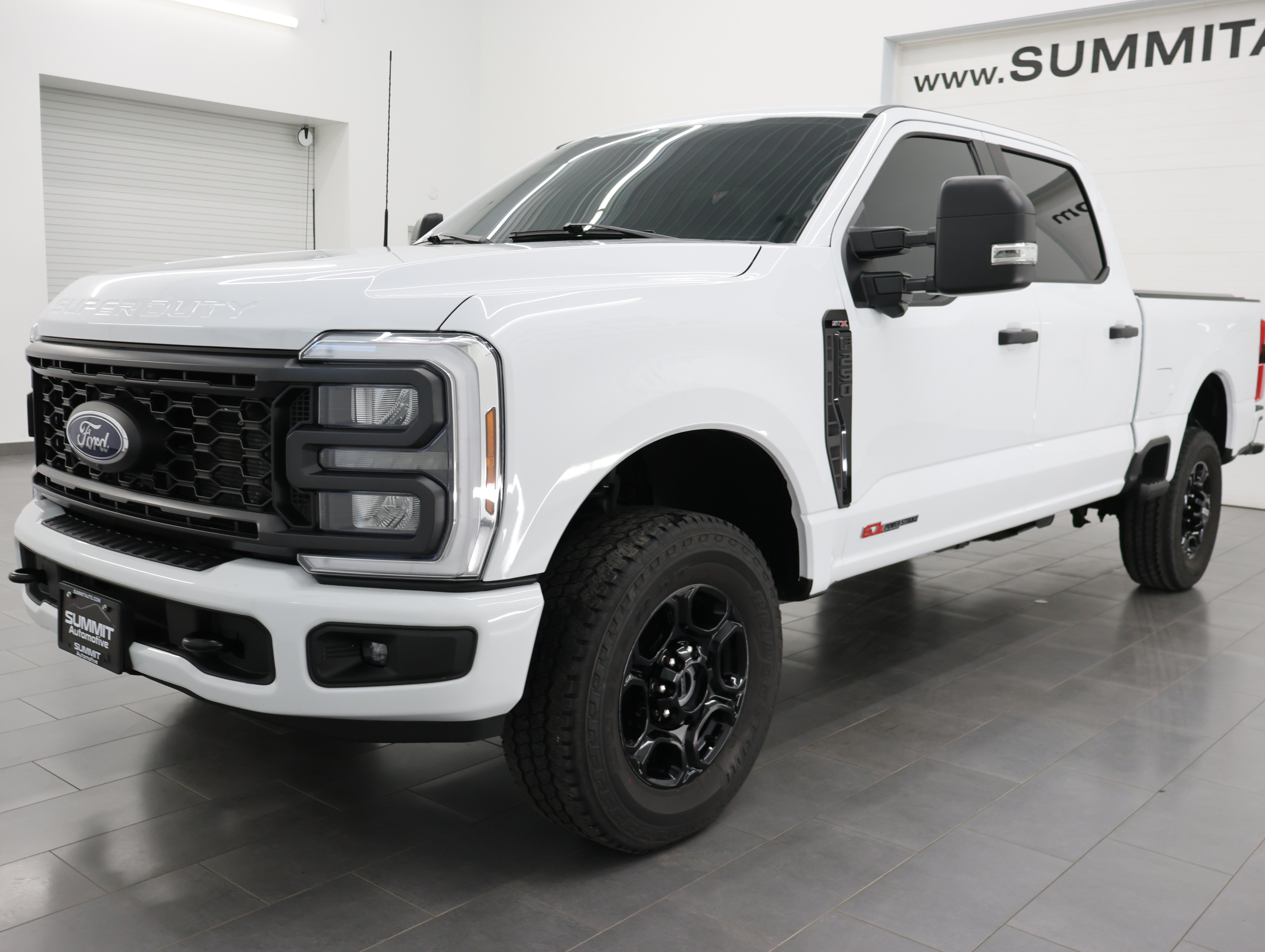 Used 2024 Ford F250 XL w/ STX Appearance Package AWD/4WD image 7