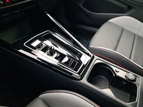 New 2026 Volkswagen GTI SE image 31