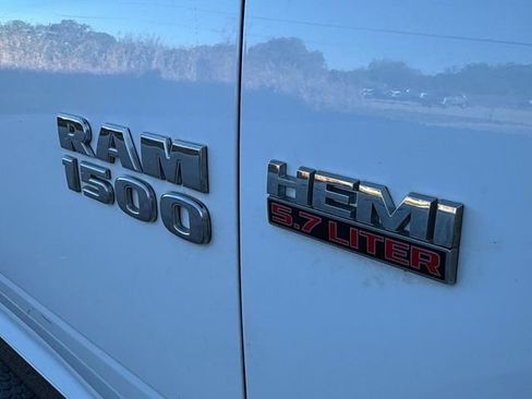 Used 2018 RAM 1500 Big Horn image 32