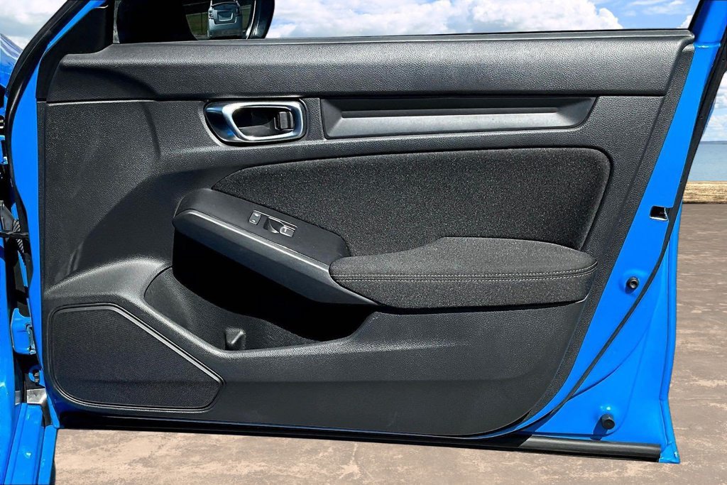 Used 2025 Honda Civic Sport image 30