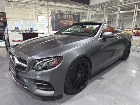Used 2018 Mercedes-Benz E 400 4MATIC Cabriolet image 1