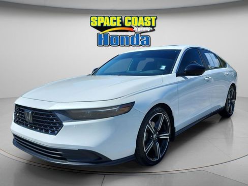 Used 2023 Honda Accord Sport image 10