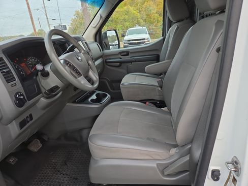 Used 2020 Nissan NV 1500 S image 15