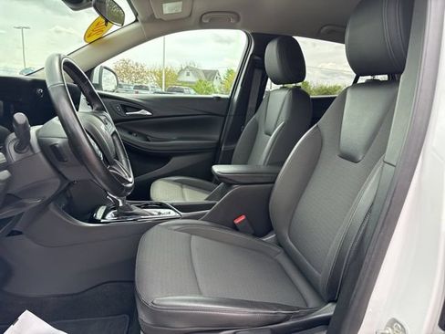 Used 2024 Buick Encore GX Preferred FWD image 17