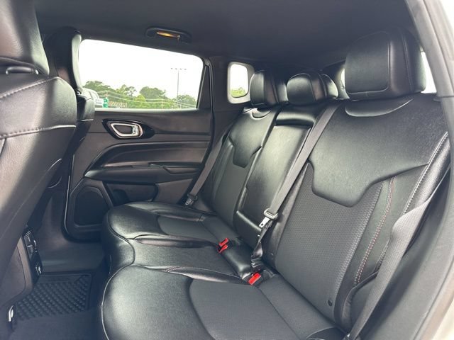 Certified 2025 Jeep Compass Trailhawk AWD/4WD image 27