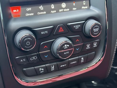 Used 2018 Dodge Durango SRT w/ SRT Interior Appearance Group image 28