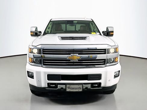 Used 2017 Chevrolet Silverado 2500 High Country w/ Duramax Plus Package AWD/4WD image 2